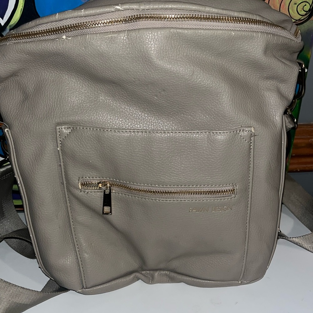 3/$15. FAWN DESIGN Back pack